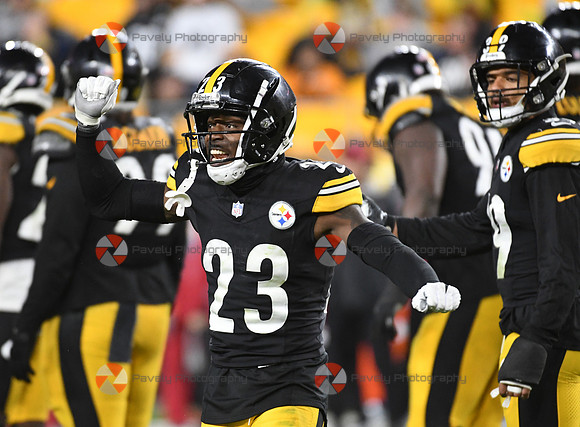 NFL: Arizona Cardinals at Pittsburgh Steelers