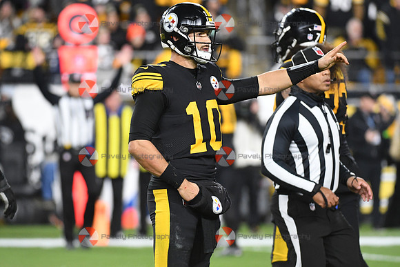 NFL: New England Patriots at Pittsburgh Steelers