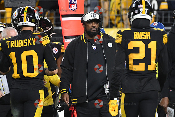 NFL: New England Patriots at Pittsburgh Steelers