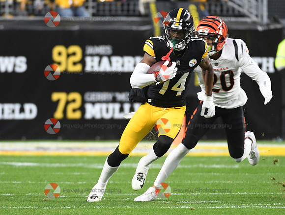 NFL: Cincinnati Bengals at Pittsburgh Steelers