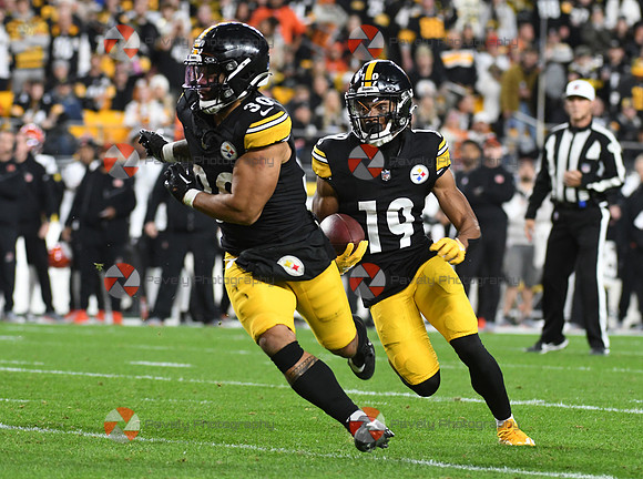 NFL: Cincinnati Bengals at Pittsburgh Steelers