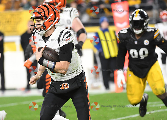 NFL: Cincinnati Bengals at Pittsburgh Steelers