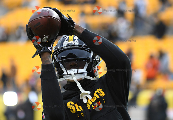 NFL: Cincinnati Bengals at Pittsburgh Steelers
