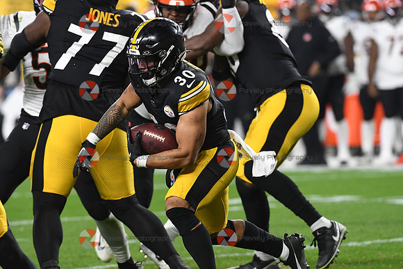 NFL: Cincinnati Bengals at Pittsburgh Steelers