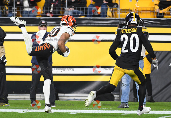 NFL: Cincinnati Bengals at Pittsburgh Steelers