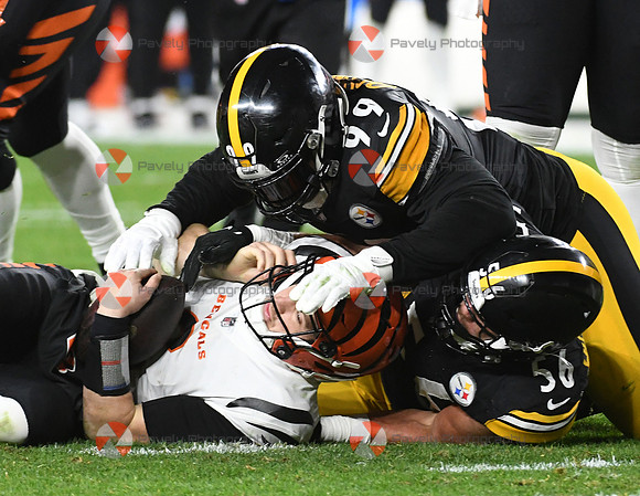NFL: Cincinnati Bengals at Pittsburgh Steelers