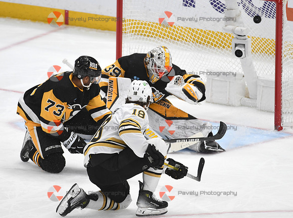 NHL: Boston Bruins at Pittsburgh Penguins