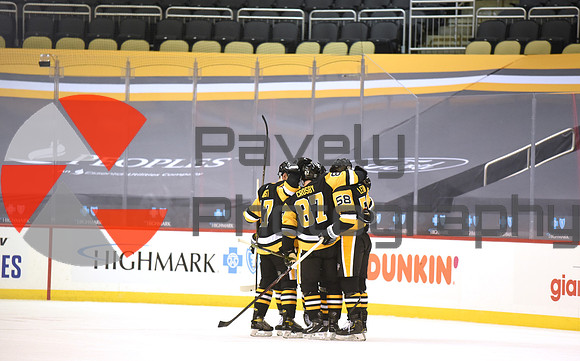 NHL: Washington Capitals at Pittsburgh Penguins