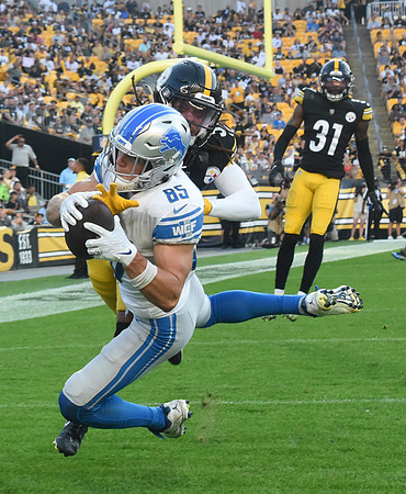 NFL: Detroit Lions at Pittsburgh Steelers